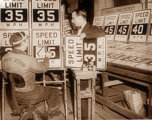 Speed Limit Signs Changed from 35 to 45 mph in Chicago, 1947