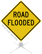 Road Flooded Roll-Up Sign